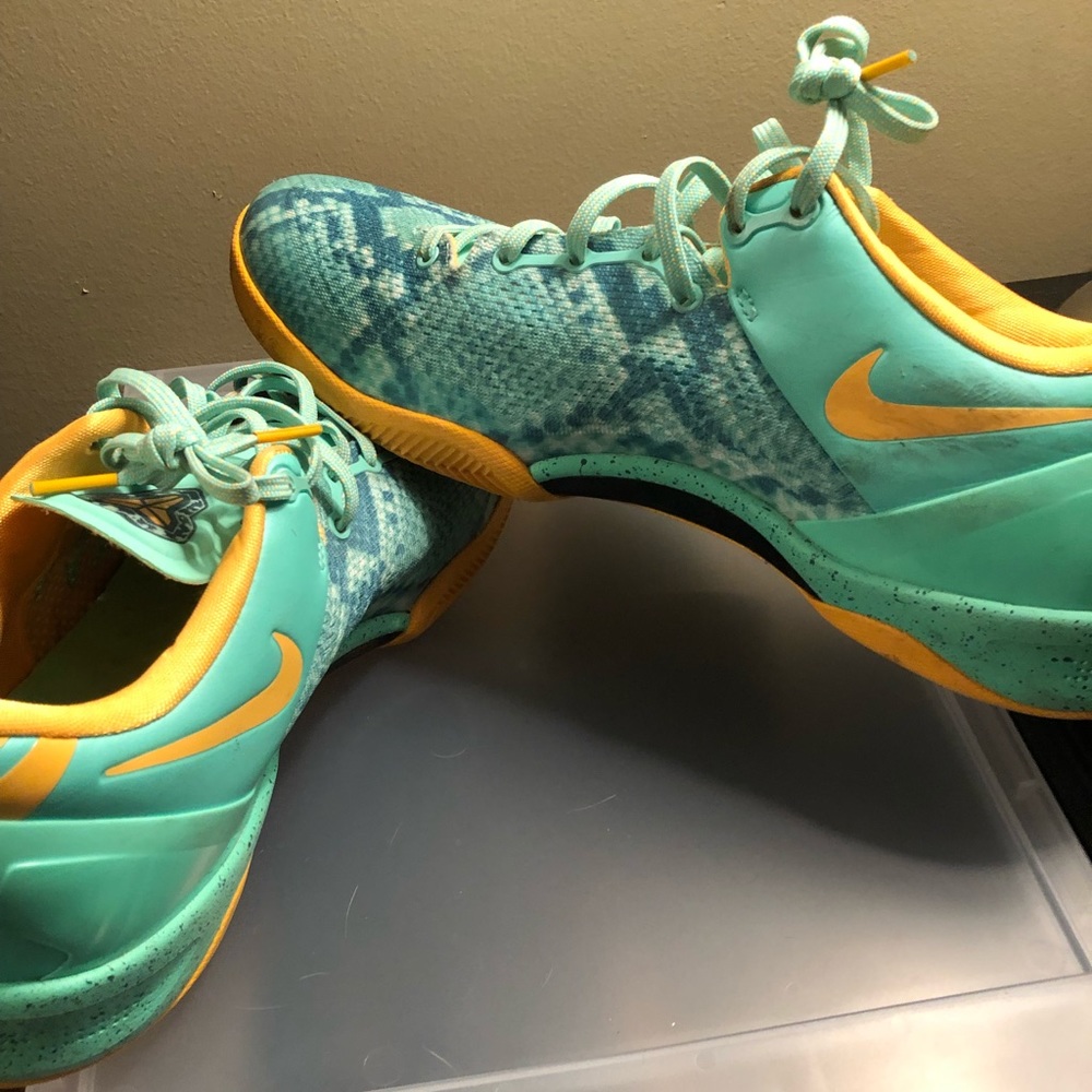 Kobe size 11